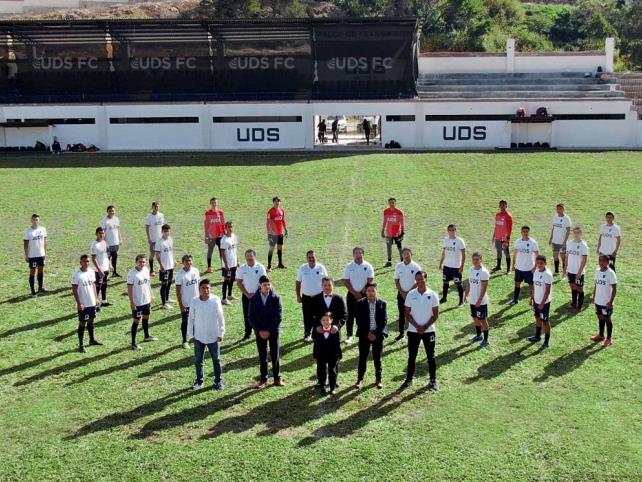 UDS Futbol Club se tomó la foto oficial