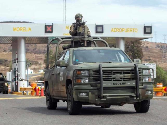 Llegan mil 800 elementos de Ejército y GN a Michoacán