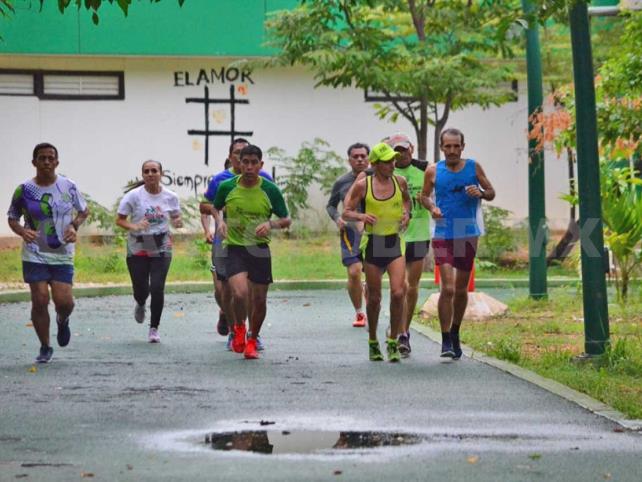 Ultramaratón en Isla Mujeres, hasta abril