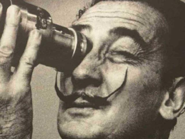 Exposición aborda la obsesión freudiana de Dalí