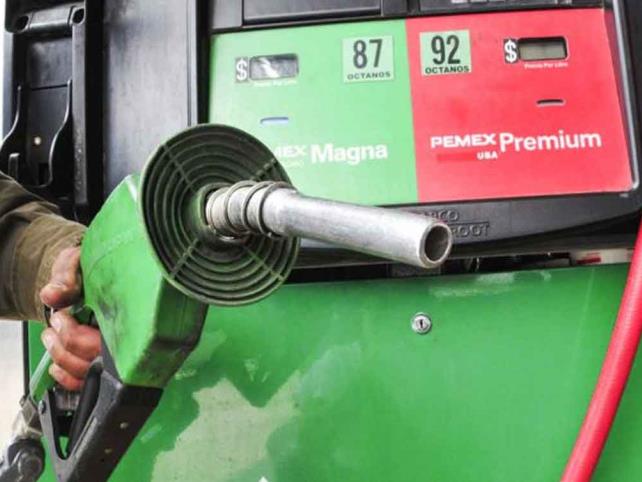 Brindarán subsidio a consumidores de gasolina Magna
