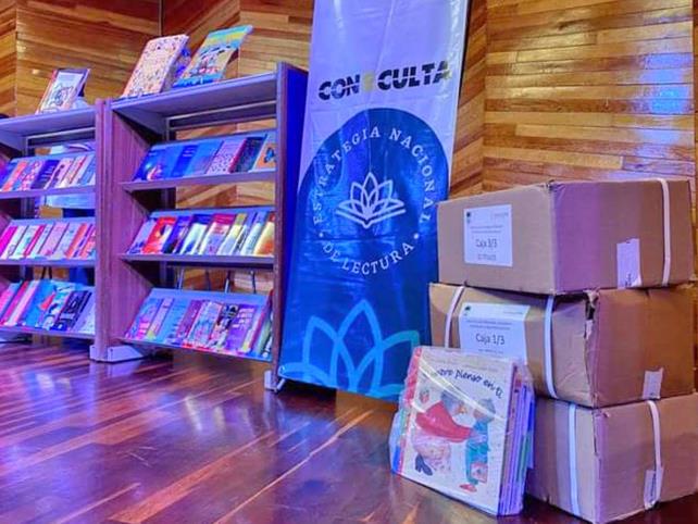 Hacen entrega de la Biblioteca SEP en Chiapas