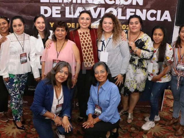 Inauguran taller contra la violencia hacia la mujer