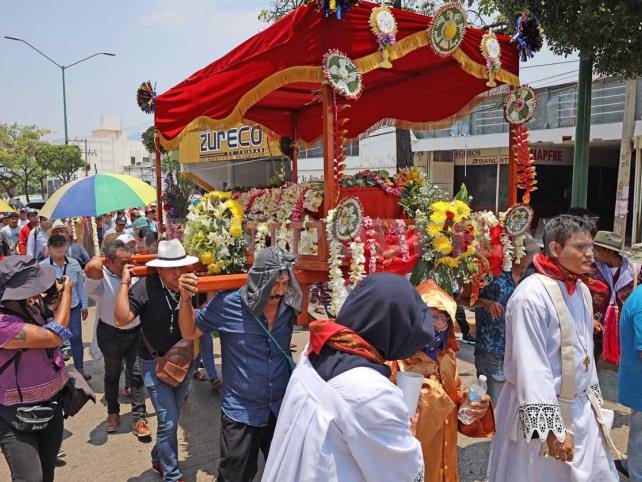 Zoques celebran a San Pascualito